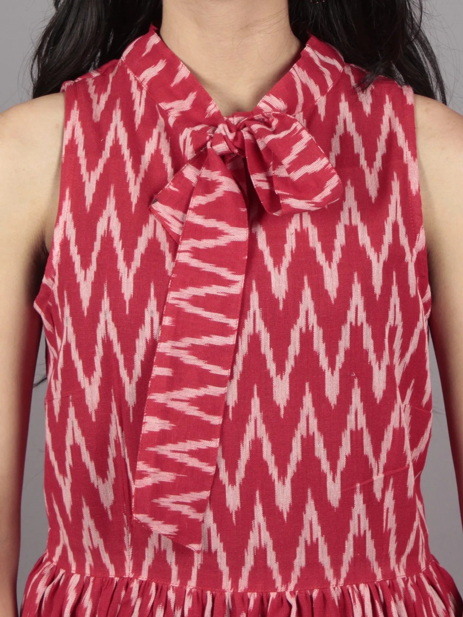 Red White Midi Sleeveless Handwoven Ikat Tier Dress With Pussy Cat Bow Neck - D5065402